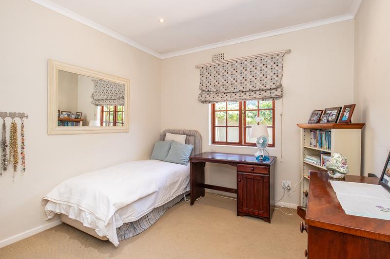 5 Bedroom Property for Sale in Tokai Western Cape